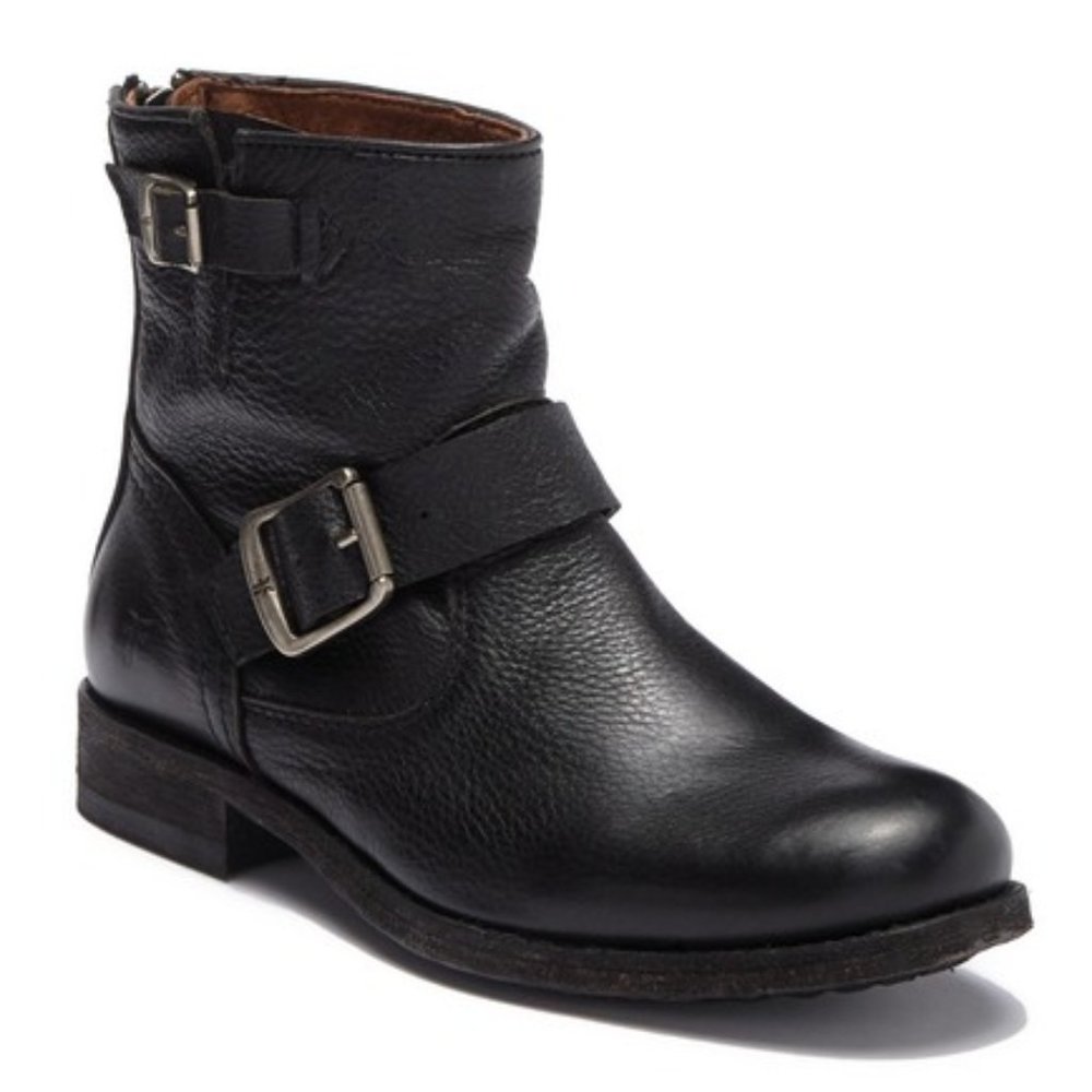 Frye Women's Veronica Short